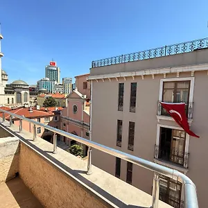 Aparthotel Iq